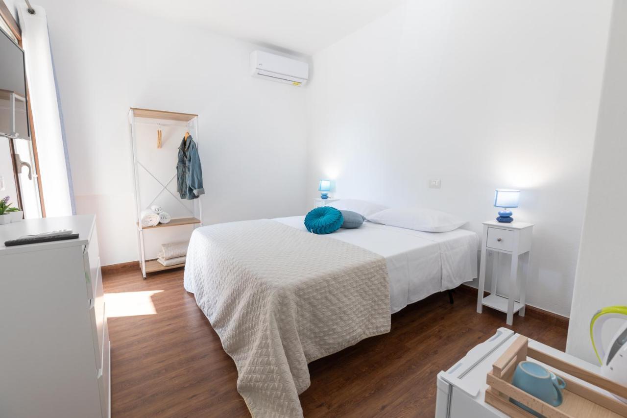 La Magnolia Rooms Olbia Dış mekan fotoğraf